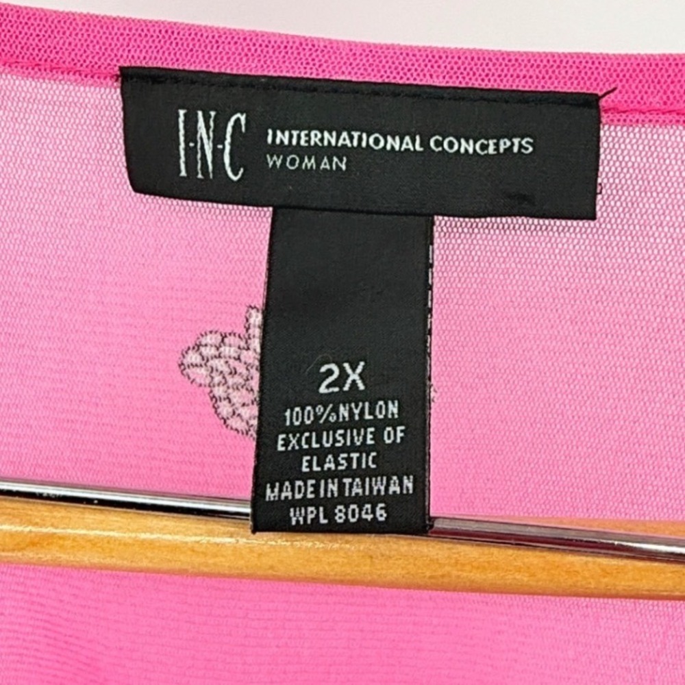 INC International Concepts Hot Pink Paisley Mesh Kaftan‎ Top V-Neck Plus 2X - Picture 2 of 7